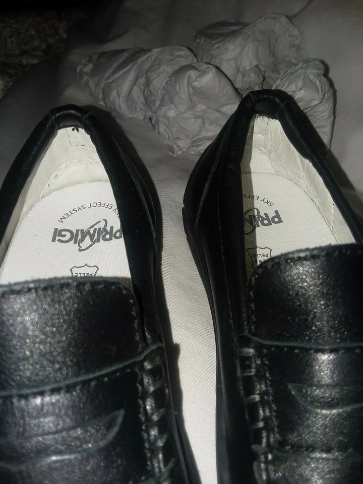 NUEVO Primigi efecto cielo flexible anti choque negro cuero mocasín niños talla Eur 29 Foto 3 de 4