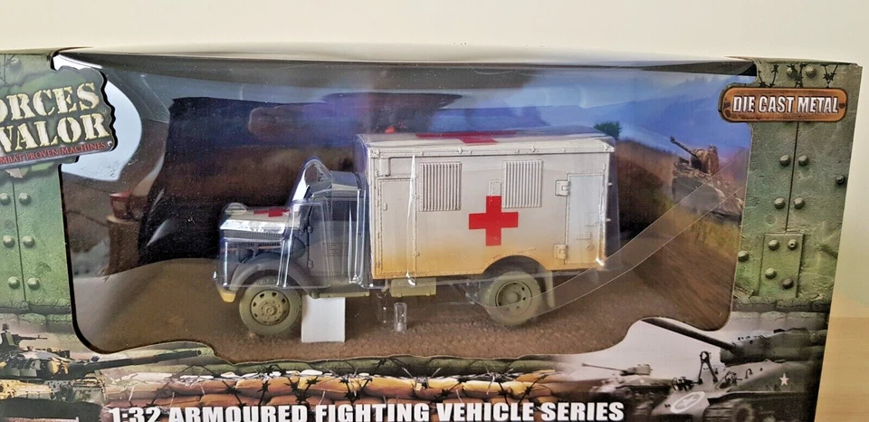 Forces Of Valor 1:32 801101A Opel Kfz.305 Blitz Ambulance German Army - Image 3 of 4