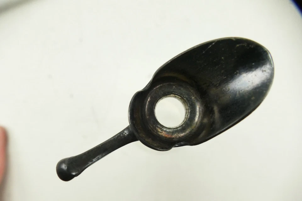 WMF gepunzt Jugendstil Karaffe versibert 20 cm 248 g L-2247 - Bild 3 von 4