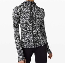 Lululemon Nulu Buttery Soft Athleisure Hooded Define Jacket Lightweight Edgy 2