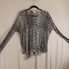 H M Women  s Leopard Print Long  Sleeve Top   XS   Soft Knit  Neutral Animal Print