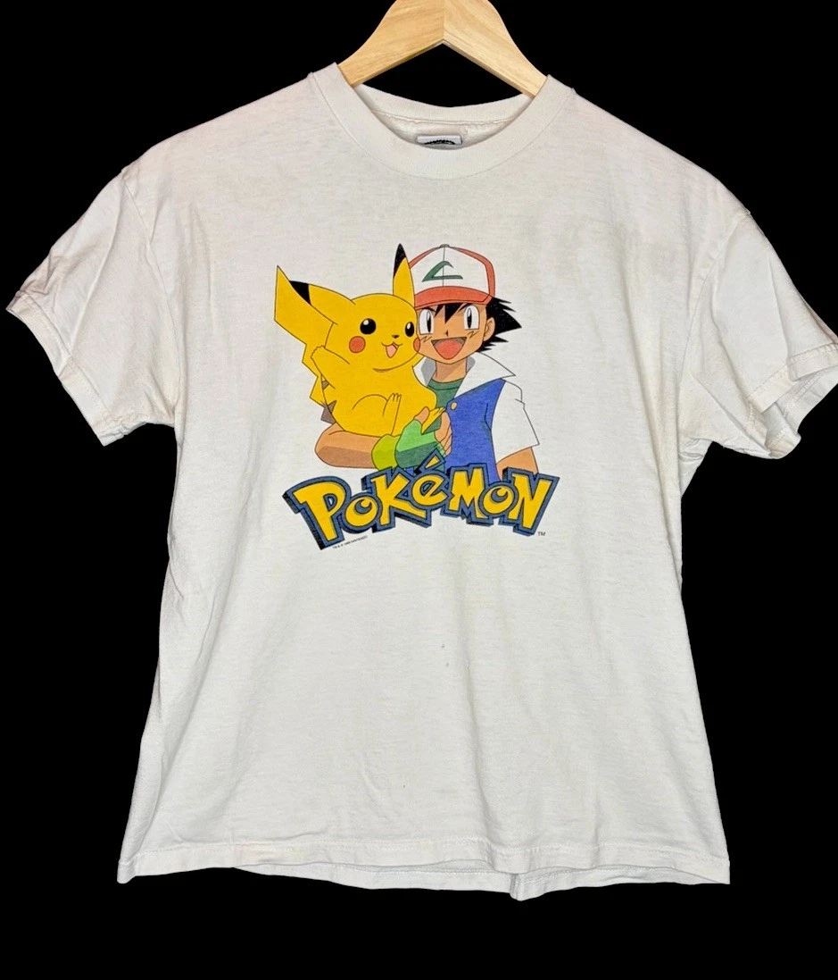 Preços baixos em Tops, camisas e camisetas masculinas Pokémon