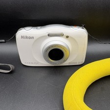 Nikon Digital Camera COOLPIX W150 Waterproof White W/ Float Bracelet Working