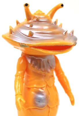 Ultra Monster Ultraman Kaiju KANEGON 1983 Set of 2 Sofvi Tsuburaya