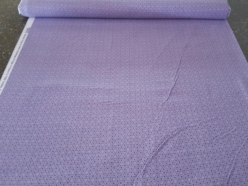 18" Basically Hugs Flannel Helen Stubbings P&B Textiles Purple Honeycomb Hexie - Image 3 of 3