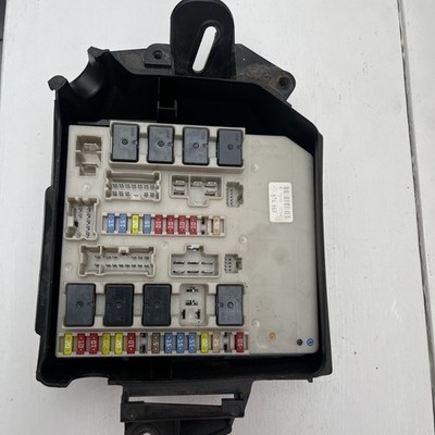 RENAULT CLIO MK3 MODUS  FUSE BOX 674660