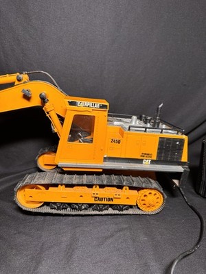 VTG 1988 New Bright CAT Excavator 245D Remote Control Construction