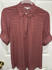 Max Studio Womans Short Sleeve Cuff Burgundy Patterned Blouse Size Small Flowing