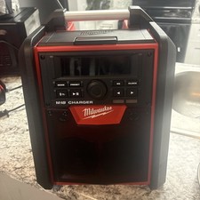 Milwaukee M18 Jobsite Radio/Charger - 2792-20
