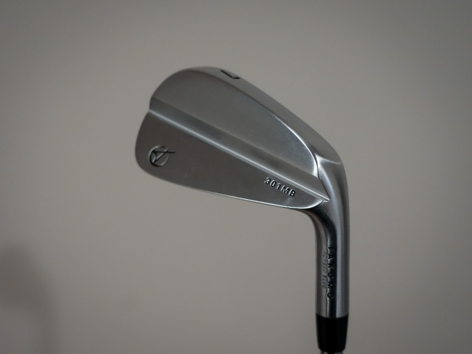 NEAR MINT Takomo 301 MB Iron Set 4-PW W/ KBS Tour 130X Shaft