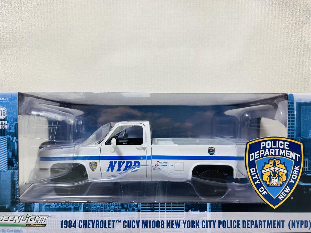 GLグリーンライト/'84 Chevyシボレー CUCV NYPD 1/18 GLグリーンライト/'84 Chevyシボレー CUCV NYPD 1/18 - メルカリ