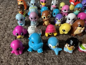 (35) Squinkies Hatchimals Teenie Genies Mini Figure Lot Blind Bag