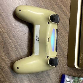 PS4 PlayStation 4 Gold Slim Limited Edition 1 TB W/ 1 Controllers And Game
