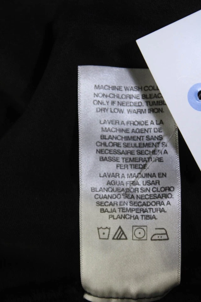 Blusa de terciopelo con cuello en V negra talla pequeña Velvet by Graham & Spencer para mujer Foto 4 de 4