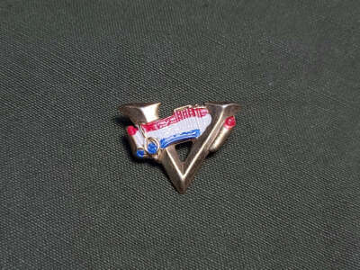 WWII Small V for Victory Beethoven's 5th Symphony Music Note Pin Sweetheart 40s