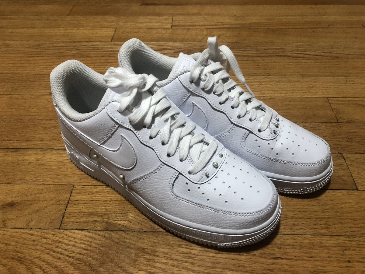 Nike Wmns Air Force 1 07 SE Pearl White Silver Women AF1