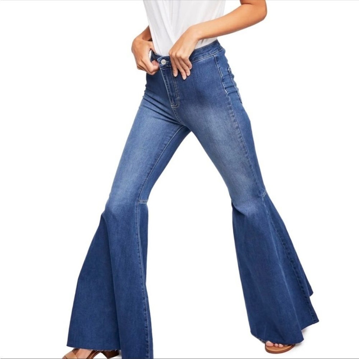 FREE PEOPLE just float on flare jeans Jericho blue size 25