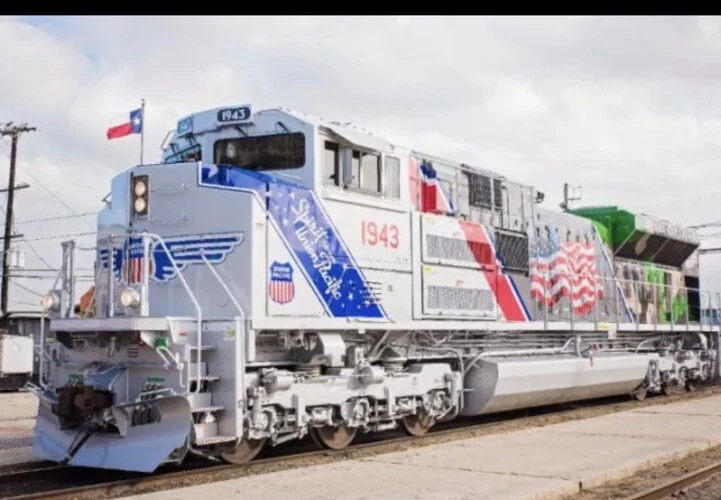 KATO 176-1943 N SCALE EMD SD70ACe "THE SPIRIT" RD# 1943 DCC - Image 3 of 4