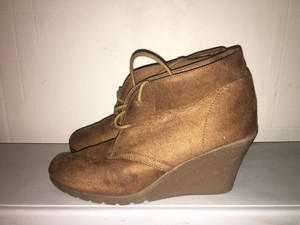 in New chiaro Feet camoscio marrone Look Stunning Your Uk Stivaletti Feel taglia 7 Ladies Bq0axvwdFv