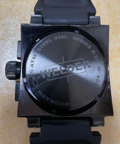 Welder K26-5300 watch with diver case & 4 color bezels, leather straps - Picture 12 of 12