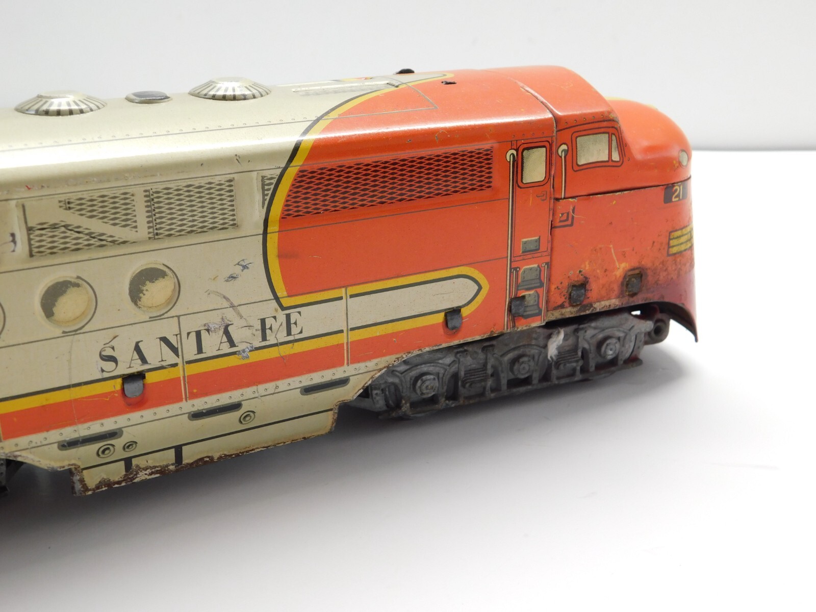 O Gauge Vintage MARX Tin Santa Fe Powered & Unpowered Diesel