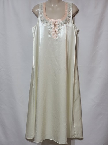 NEU VINTAGE JACLYN SMITH GLÄNZEND GLÄNZEND SATIN LANG ELFENBEIN NACHTHEMD BESTICKT LG - Bild 1 von 6