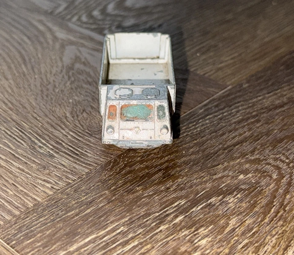 Винтажный Lesney спичечный коробок серии No 61 Alvis Stalwart BP Exploration - Playworn - Изображение 2 из 4