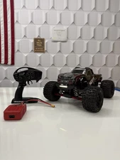 TRAXXAS HOSS 4x4 VXL Roller + Controller+battery