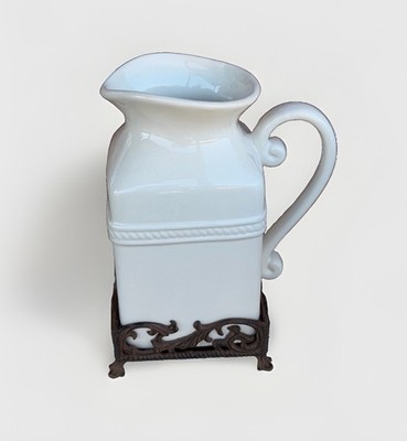 Belaverra Classic Ceramic Drink Pitcher In White with Cast Iron Stand MINTY!