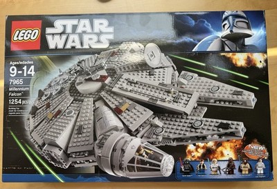 LEGO Star Wars: Millennium Falcon (7965)