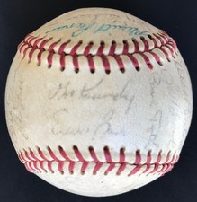 Rare 1963 Chicago Cubs Team 27 Signed Ken Hubbs Ernie Banks Santo Brock Ball WOW