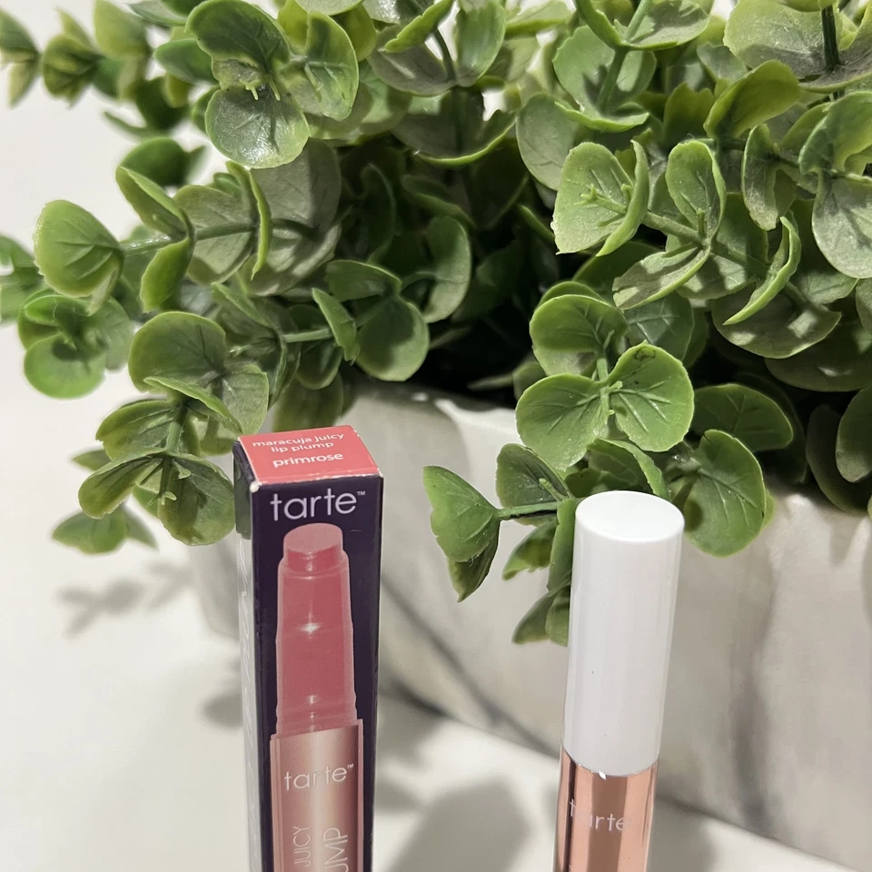 Tarte Maracuyá Juicy Lip Plump - PRIMROSE - 2,7 g/0,095 OZ Foto 2 de 4