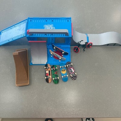 Tech Deck Transforming SK8 Container Pro Skatepark Lot with 6 Boards & BMX Bike