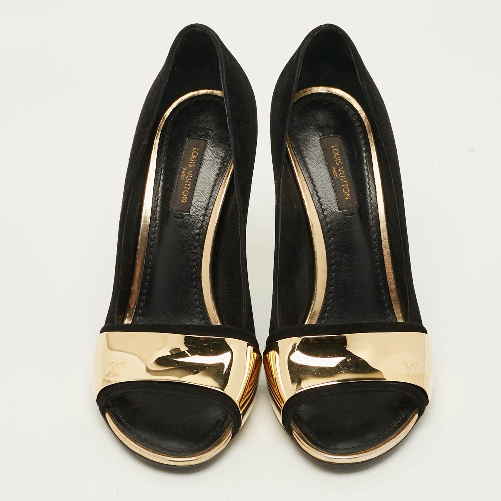 Louis Vuitton Size 38 BlackGold Suede Gold Plate Peep Toe Pumps thumbnail 3