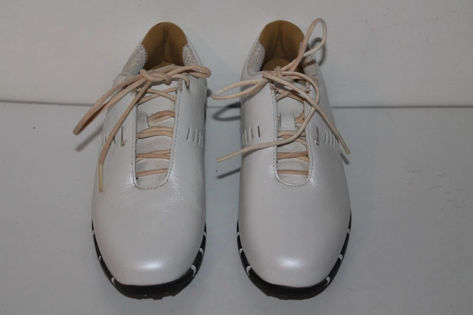 Nike Air Golf Tac Golf Shoes, 314918-107, White/Tan, Leather, Women's Size 6 Foto 2 de 4