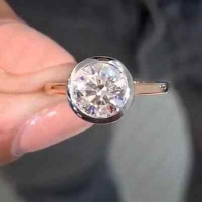 2,00 TCW Rundschliff Moissanit Einfassung Verlobungsring Ehering in 9k bicolor Gold