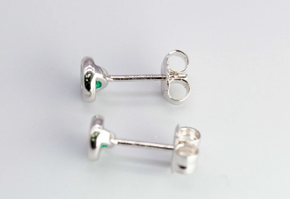 Pendientes de tsavorita Tiffany & Co. de plata esterlina color por yarda de Elsa Peretti Foto 3 de 4