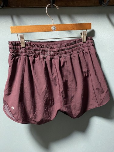 Lululemon Women’s Size 8 Cassis Hotty Hot Short High Rise Long 4” Lined Short
