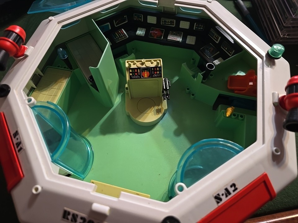 Robots, jeux et jouets S.-F. et fantastique - Playmobil - Playmospace - Station Spatiale RS 2005