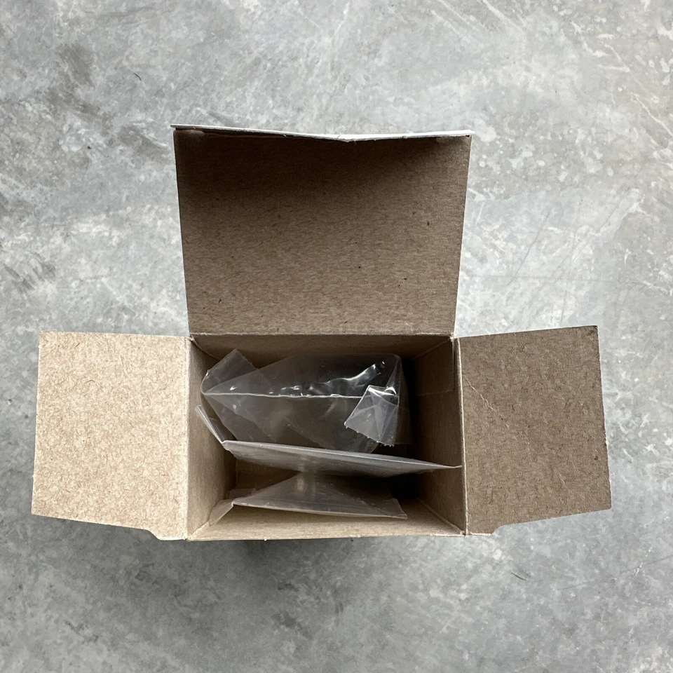 Регулятор давления топлива ПОДЛИННЫЙ SAAB 12801657 / 12801657 - Изображение 2 из 3