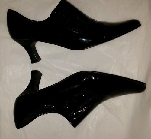 Nice Shiny Black HILLARD HANSON Glossy Size 8.5 M Heel Shooties Closed Shoes - Picture 9 of 11