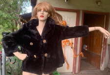 Sunning sheared baver short jacket - 3/4 sleeve - gold rose buttons -sz small