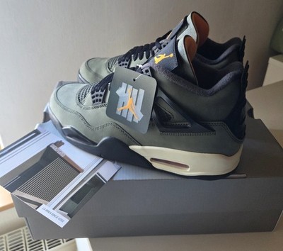 Air Jordan 4 Retro x Undefeated EU 44 US 10 NEU