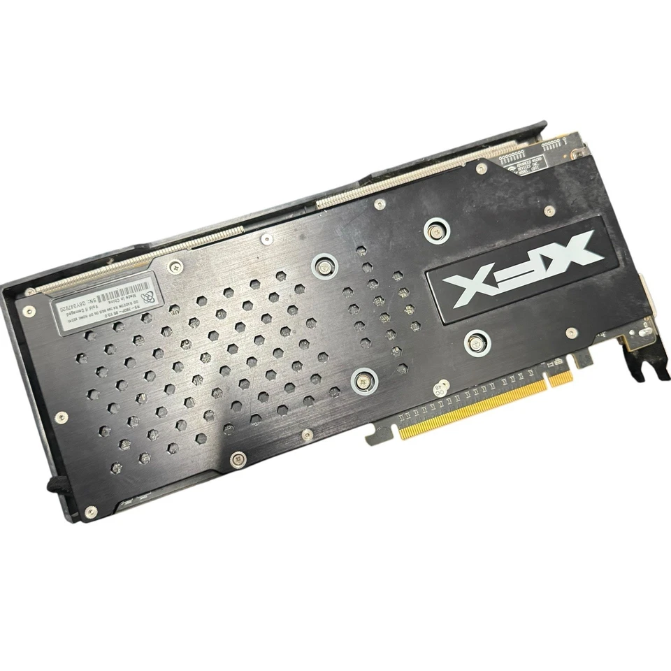 XFX AMD Radeon R9 390 8GB GDDR5 Graphics Card R9-390P-85 - Image 3 of 3