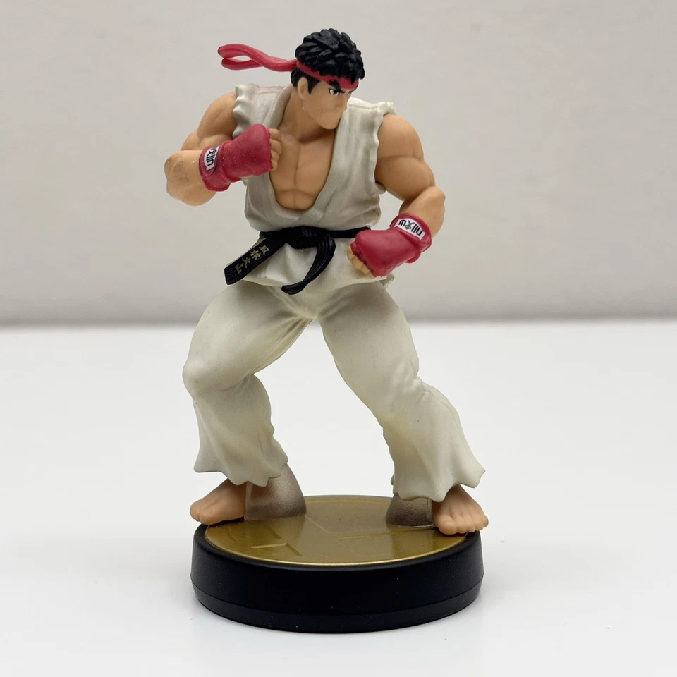 Lote de 7 bonecos Nintendo Amiibo Wolf Link Ganondorf Mario Ryu Peach Samus - Imagem 2 de 4