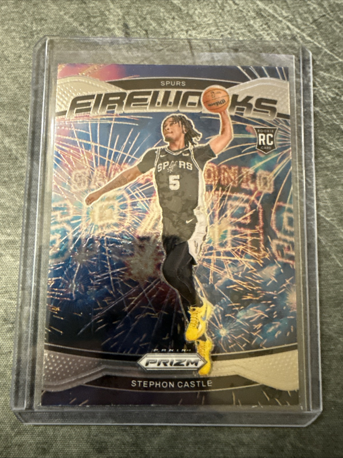 STEPHON CASTLE 2024-25 PRIZM RC FIREWORKS BASE SPURS ROOKIE NO.13