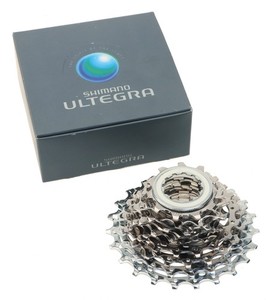 Vintage NOS NEUF dans sa boîte Shimano Ultegra / CS-6600 10 vitesses