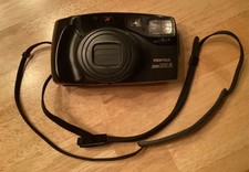 PENTAX ZOOM 105-R FILMKAMERA MIT HANDGELENKKLAMMER & BATTERIEN—GETESTET—NEUWERTIG