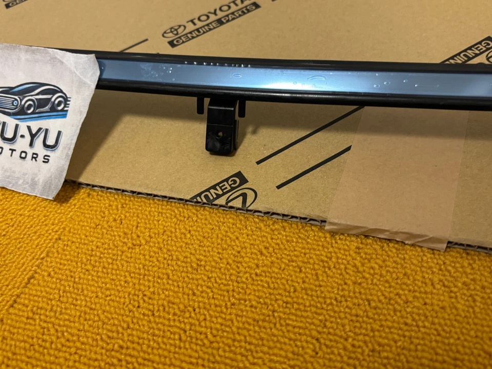 Toyota Genuine 4Runner Pickup 89-95 Chrome Front Lower Windshield Molding OEM - Image 4 of 4