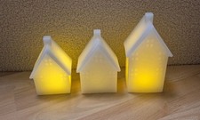 ELAMBIA 3 LED-Kerzen Häuschen-Design 5h-Timerfunktion Höhe 10, 12 & 14,5cm